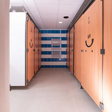 Le Hueb Hostel