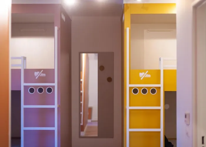 بيت شباب Le Hueb